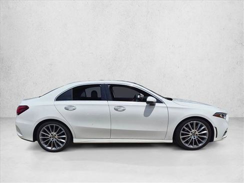 Certified 2019 Mercedes-Benz A 220 image 4