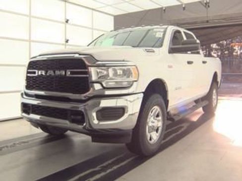 Used 2019 RAM 2500 Tradesman image 2