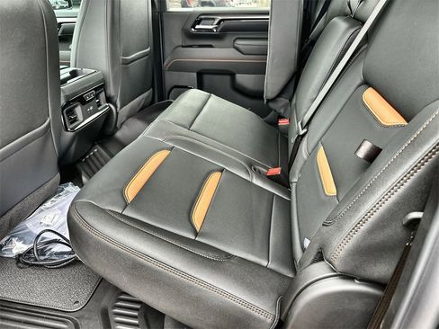 New 2026 GMC Sierra 3500 AT4 w/ AT4 Premium Plus Package image 16