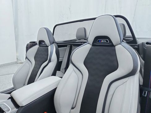 Used 2022 BMW M4 xDrive Competition w/ Executive Package image 15