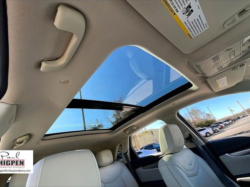 Used 2022 Cadillac XT5 Premium Luxury w/ Technology Package image 21