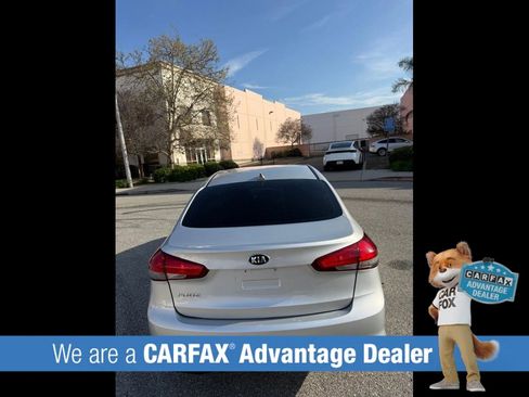 Used 2017 Kia Forte LX image 8