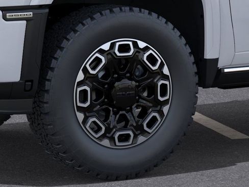 New 2026 GMC Sierra 3500 Denali image 9