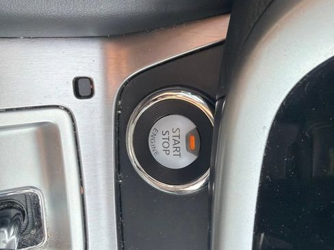 Used 2020 Nissan Murano S AWD/4WD image 18