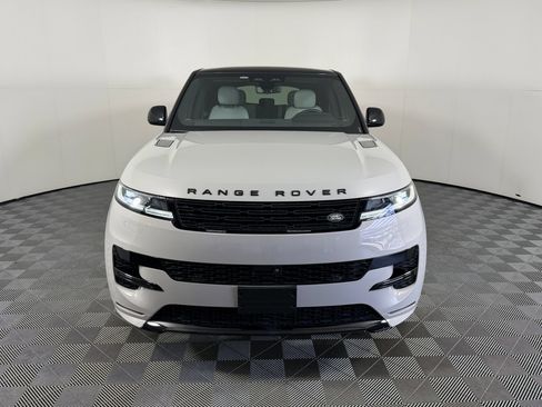 Used 2025 Land Rover Range Rover Sport Dynamic SE AWD/4WD image 6
