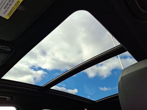 Certified 2022 BMW X5 xDrive40i w/ M Sport Package image 15