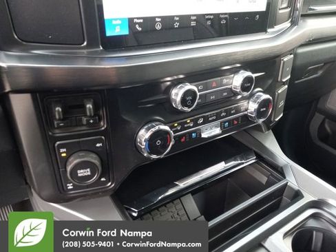 New 2026 Ford F250 Lariat w/ Chrome Package image 17