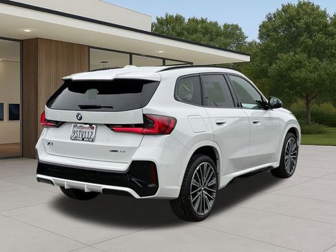 Used 2025 BMW X1 xDrive28i w/ Premium Package image 8