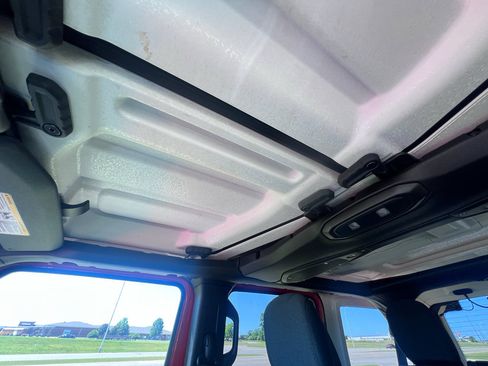 Certified 2025 Jeep Wrangler Unlimited Sahara AWD/4WD image 26