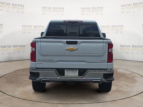 New 2026 Chevrolet Silverado 1500 LTZ w/ LTZ Premium Package AWD/4WD image 4