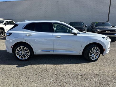 New 2026 Buick Envision Avenir image 3