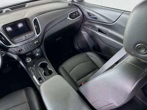 Used 2021 Chevrolet Equinox LT AWD/4WD image 25