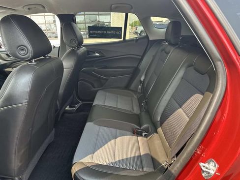 Certified 2024 Chevrolet Trax LT w/ Driver Confidence Package FWD image 20