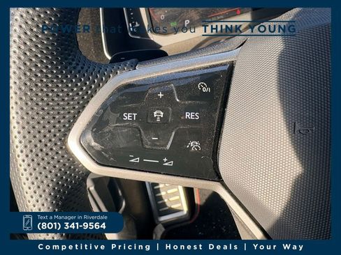 Used 2022 Volkswagen Jetta GLI Autobahn image 17