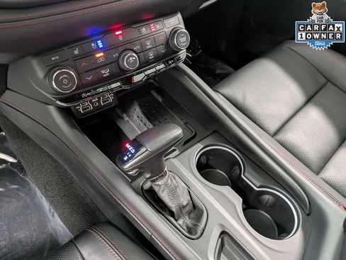 Used 2025 Dodge Durango GT AWD/4WD image 14