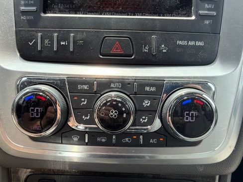 Used 2017 GMC Acadia Limited SLT FWD image 30