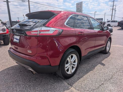 Used 2019 Ford Edge SEL w/ Equipment Group 201A AWD/4WD image 5