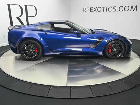 Used 2018 Chevrolet Corvette Z06 RWD image 10