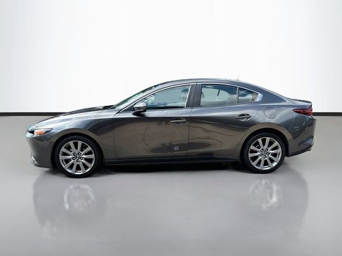 Used 2021 MAZDA MAZDA3 s FWD image 4