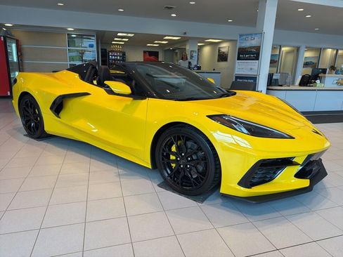 Used 2025 Chevrolet Corvette Stingray Premium Conv RWD image 1