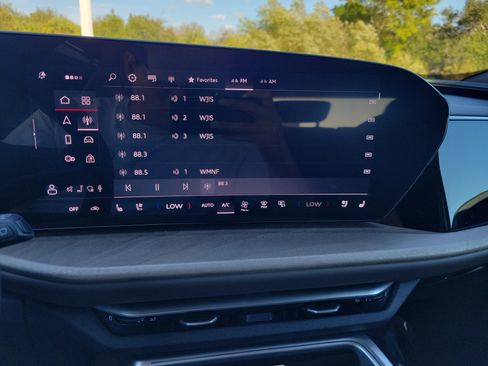 New 2025 Audi Q5 Premium Plus image 23