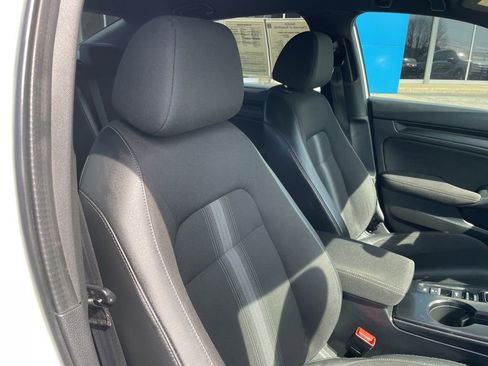 Used 2023 Honda Civic Sport image 26