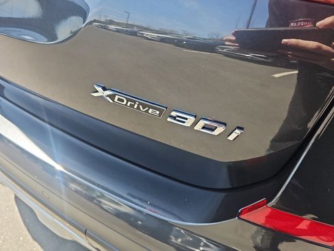 Used 2019 BMW X3 xDrive30i w/ Driving Assistance Package image 9