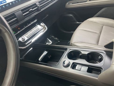 Used 2025 Lincoln Corsair Grand Touring w/ Equipment Group 301A image 37