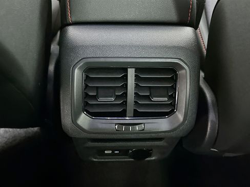 Used 2024 Volkswagen Tiguan Wolfsburg Edition image 26