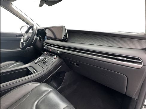Used 2024 Hyundai Palisade Limited FWD image 34