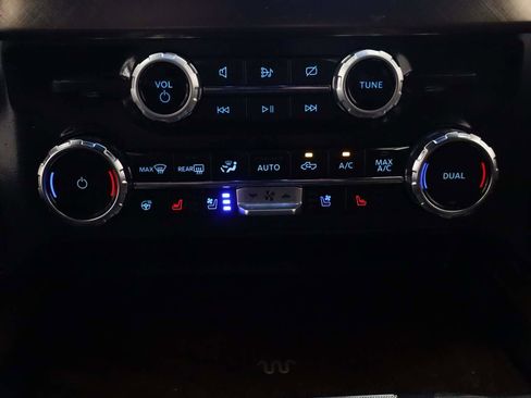 Used 2024 Ford F350 King Ranch w/ Chrome Package AWD/4WD image 11