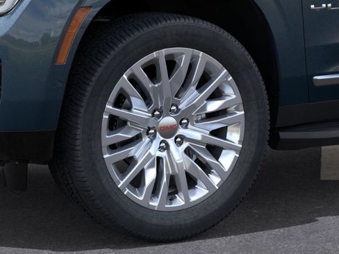 New 2026 GMC Yukon XL Elevation w/ Elevation Premium Package AWD/4WD image 9