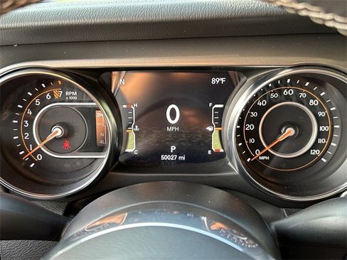 Used 2023 Jeep Gladiator Overland image 37
