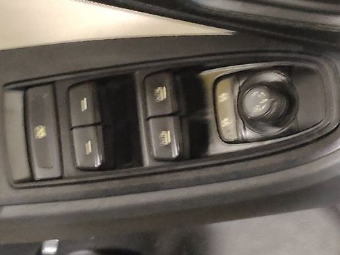 Used 2019 Subaru Impreza 2.0i Premium AWD/4WD image 27