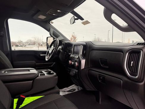 Used 2023 GMC Sierra 3500 SLE w/ SLE Convenience Package image 23