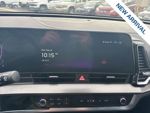 Used 2024 Kia Sportage EX image 24