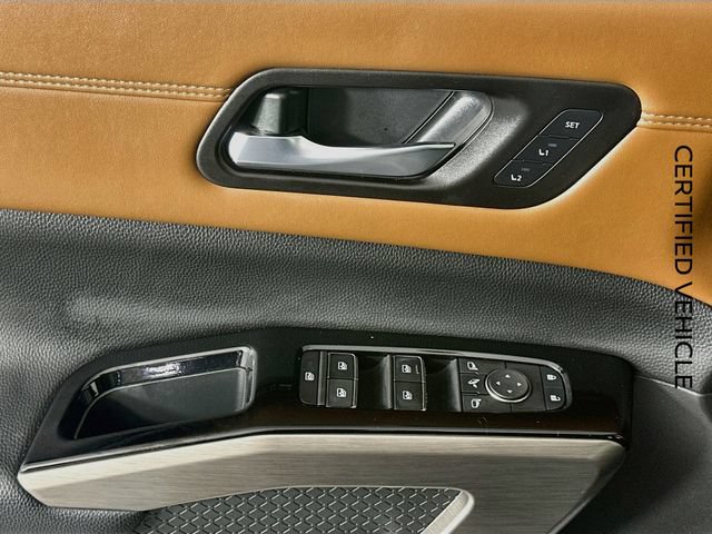 Certified 2024 Nissan Pathfinder Platinum w/ Cargo Package FWD image 19