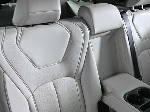 New 2026 INFINITI QX60 Luxe w/ Cargo Package image 24