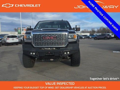 Used 2019 GMC Sierra 3500 Denali w/ Duramax Plus Package image 2