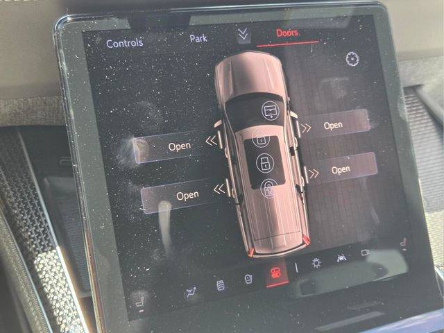 Certified 2026 Cadillac Escalade V w/ LPO, ONYX Package AWD/4WD image 28