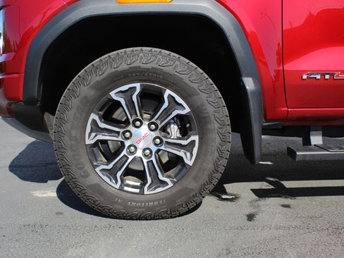 Used 2023 GMC Canyon AT4 w/ Technology Package AWD/4WD image 13