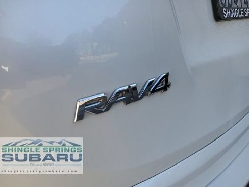 Used 2018 Toyota RAV4 Limited w/ Advanced Technology Package AWD/4WD image 16