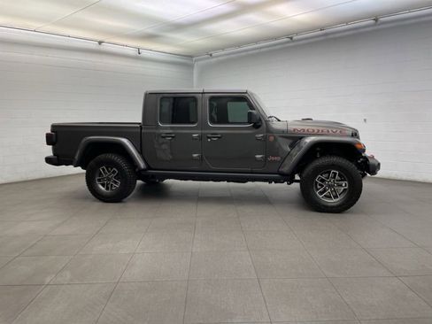 New 2025 Jeep Gladiator Mojave w/ Convenience Group image 2