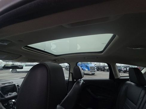 Used 2015 Ford C-MAX SEL w/ Equipment Group 302A image 23