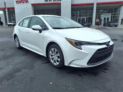 New 2025 Toyota Corolla LE