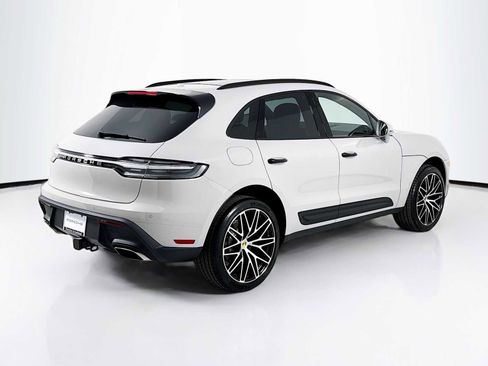 New 2026 Porsche Macan image 9
