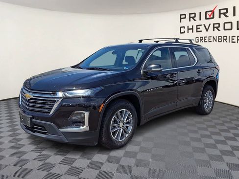 Used 2023 Chevrolet Traverse LT image 4