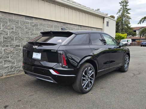 New 2026 Cadillac Optiq Sport 2 RWD image 8