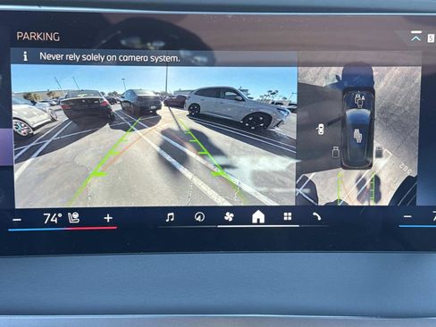 New 2026 BMW iX xDrive60 w/ M Sport Package image 25