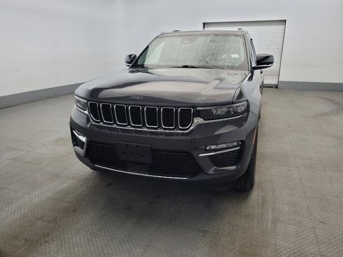 Used 2022 Jeep Grand Cherokee Limited AWD/4WD image 15